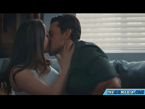 ❤️ Ρομαντικό σεξ με μια καλή μαμά με πλούσιο στήθος ❌ Σούπερ πορνό ❤